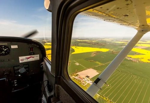 Blick aus Cessna Rapsfelder