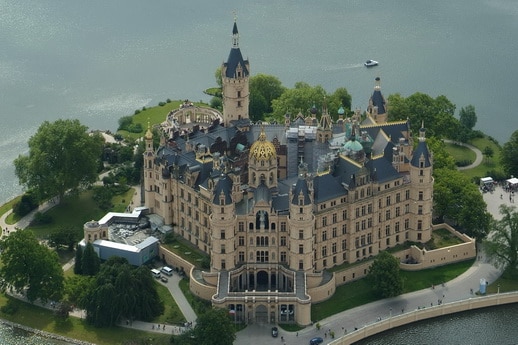 Fliegen über Schwerin mit Schloss