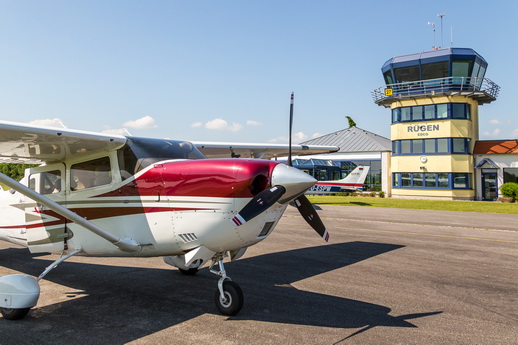 Rundflug Rügen ab Flugplatz Güttin  zu Weihnachten verschenken