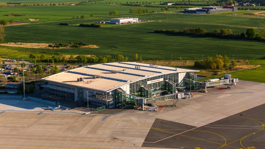 Flughafenfest 2023 Ihr Rundflug Programm Rostock Airport