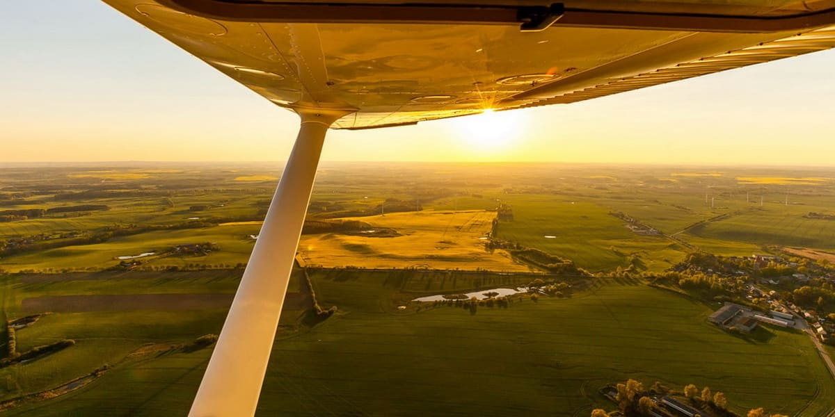 Rundflug ab Flughafen Rostock Laage Airport